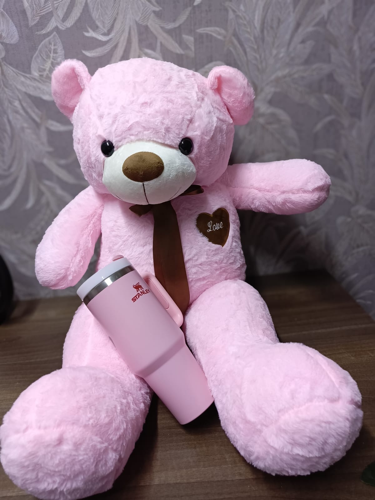 Giant Teddy Bears Nairobi | Extra-Large Cuddly Gifts for Any Occasion