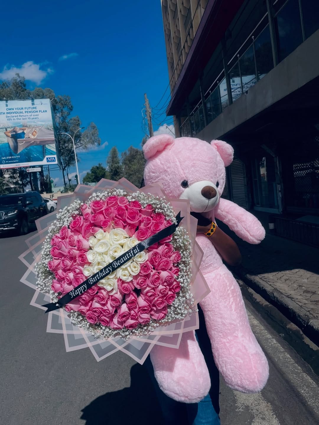 Gift Packages Nairobi – Same Day Delivery & Custom Hampers