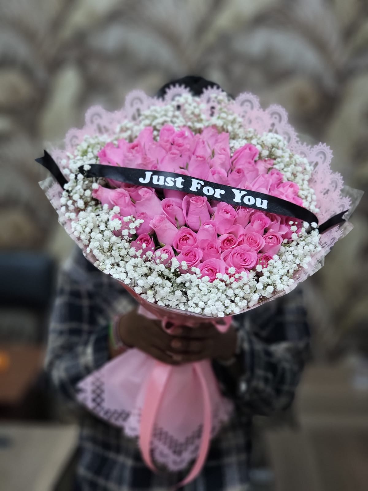 Easter Holiday Gifts Nairobi – Hampers, Flowers & Sweet Treats