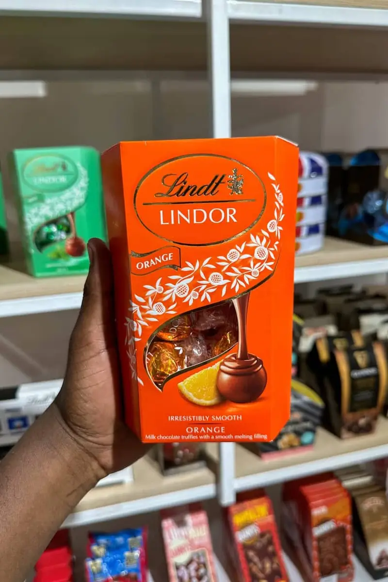 Lindt Lindoh Orange chocolate - Chocolates Kenya, Nairobi gift delivery | Floral Whispers Gifts - Image 1